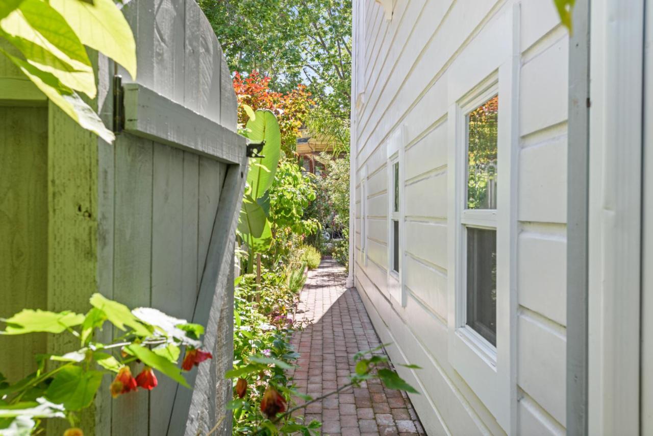 Garden Level Flat In 1885 Queen Anne Victorian Cottage In อาลาเมดา ภายนอก รูปภาพ